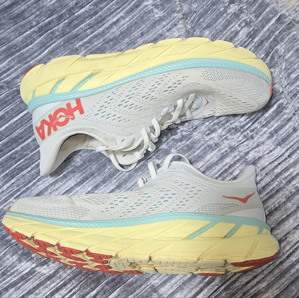 Hoka Clifton 7 Women's Running Shoes Size 10
